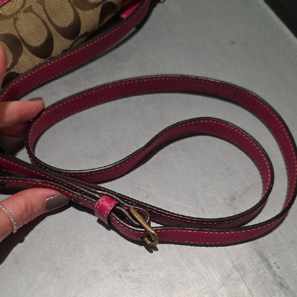 Coach Signature Crossbody Bag in Brown and Pink - Picture 8 of 11